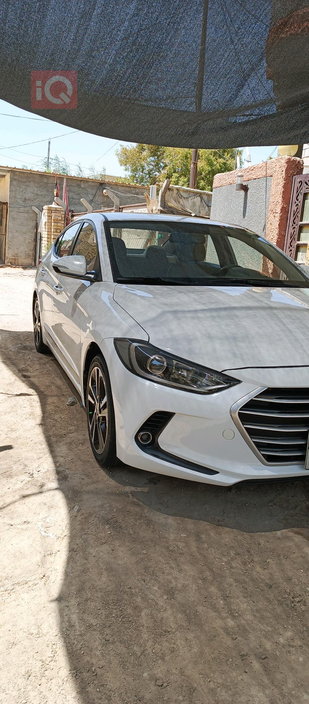 هیوندای ئەلەنترا